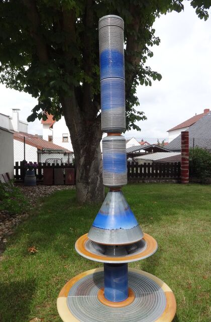 Gartenbrunnen exklusiv Unikat aus Keramik zum Verkauf